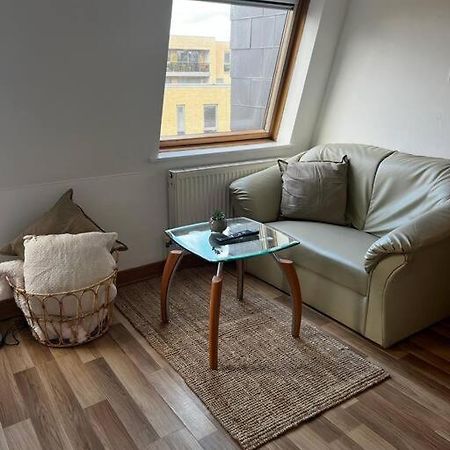 Quirky Studio Flat Selfcontained London Kültér fotó