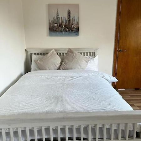 Quirky Studio Flat Selfcontained London Kültér fotó