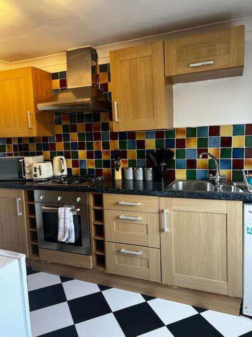 Quirky Studio Flat Selfcontained London Kültér fotó